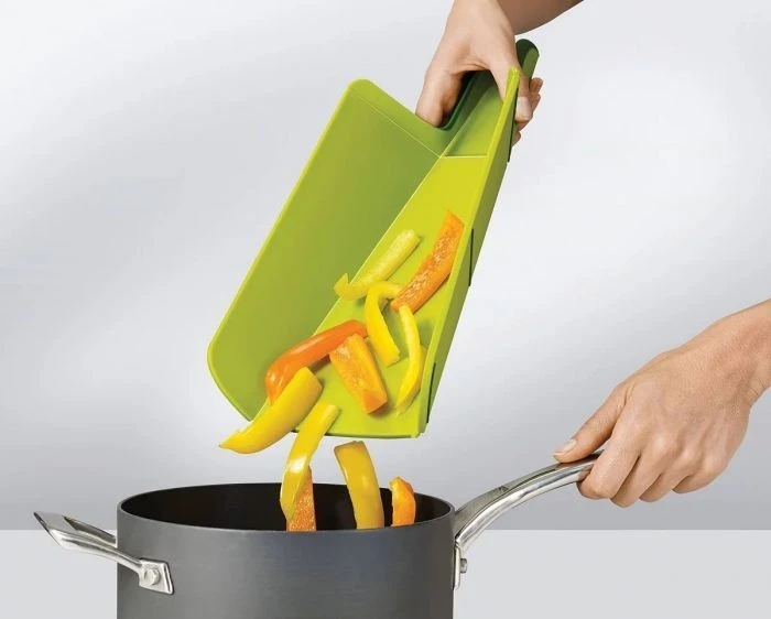 Joseph Joseph Chop2Pot Plus Large - Green 5 Joseph Joseph Chop2Pot Plus Large - Green - Image 3