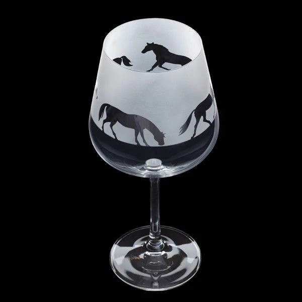 Dartington Aspect Horse Wine Glass 3 Dartington Aspect Horse Wine Glass
