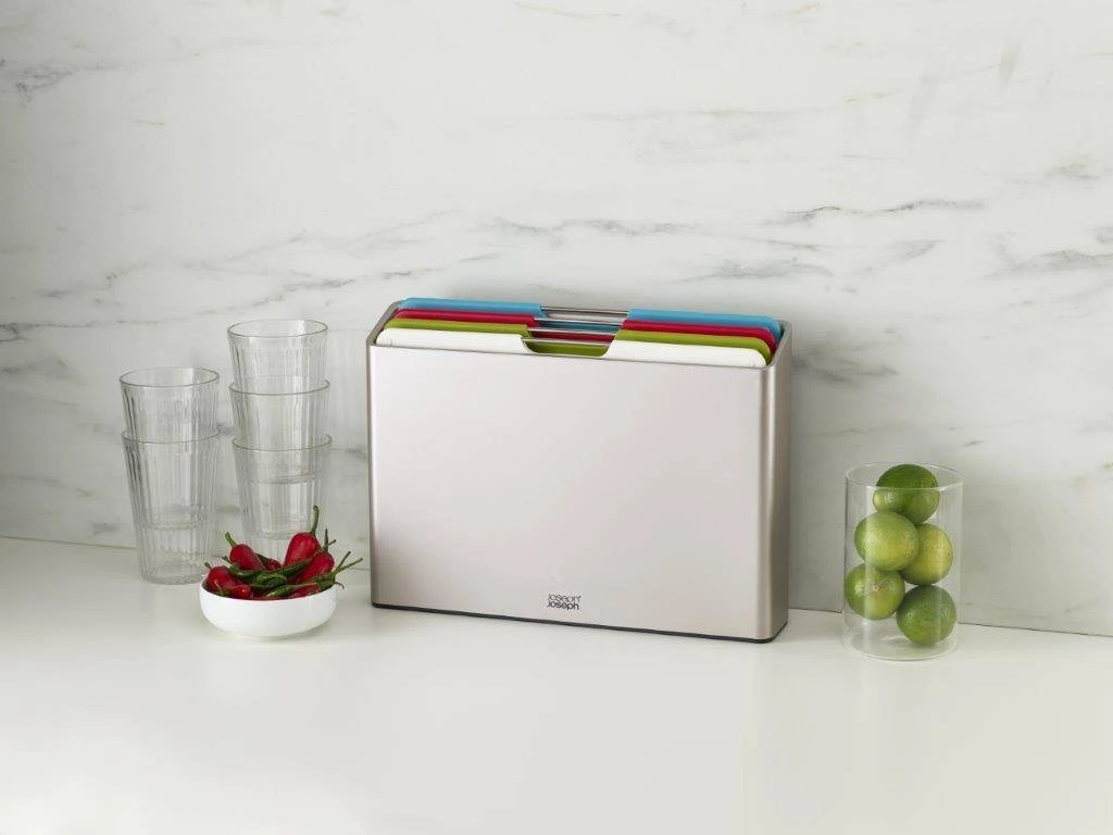 Joseph Joseph Folio 4 Piece Chopping Board Set Large - Silver 5 Joseph Joseph Folio 4 Piece Chopping Board Set Large - Silver - Image 3